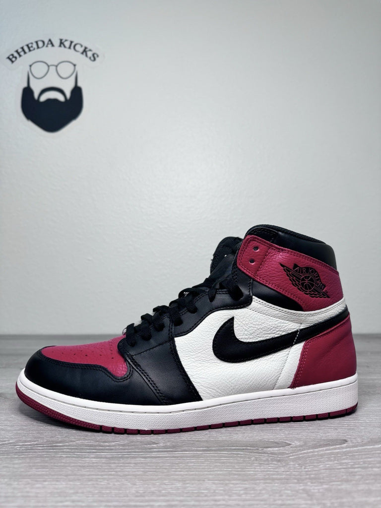 Size 16 - Nike Air Jordan 1 High OG Bred Toe Black Red 555088-610 Preowned