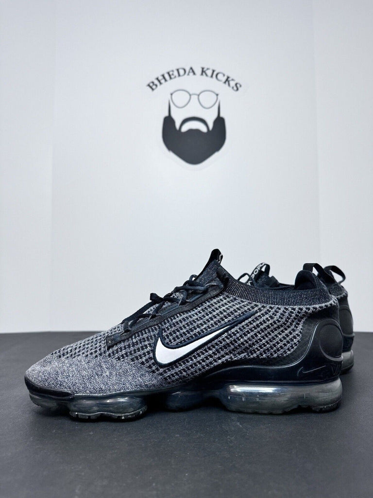 Nike Air VaporMax 2021 Flyknit Running Shoes DC9394-001 Black White Size 12.5