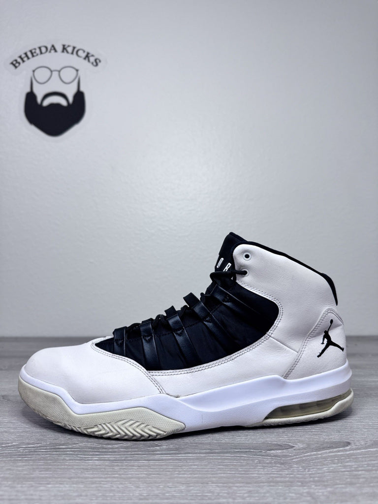 Size 14 - Nike Air Jordan Max Aura Basketball Shoes Black White AQ9084-100