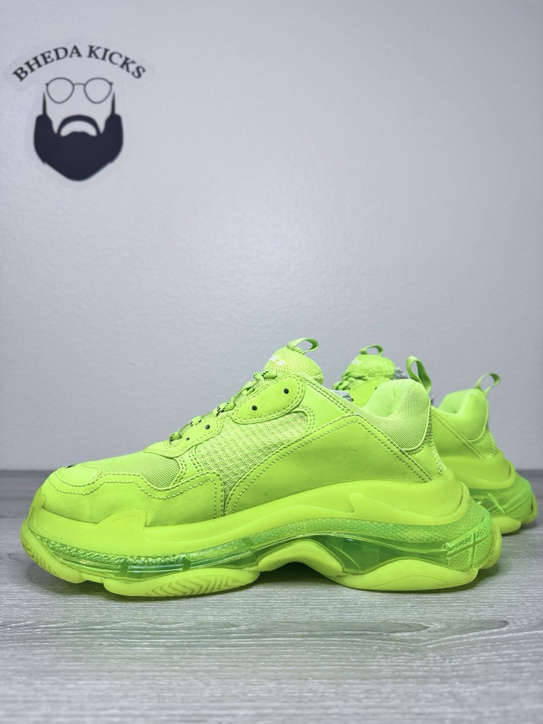 Size 44 EU/11 US - Balenciaga Triple S Men’s Sneakers Neon Green Volt Authentic