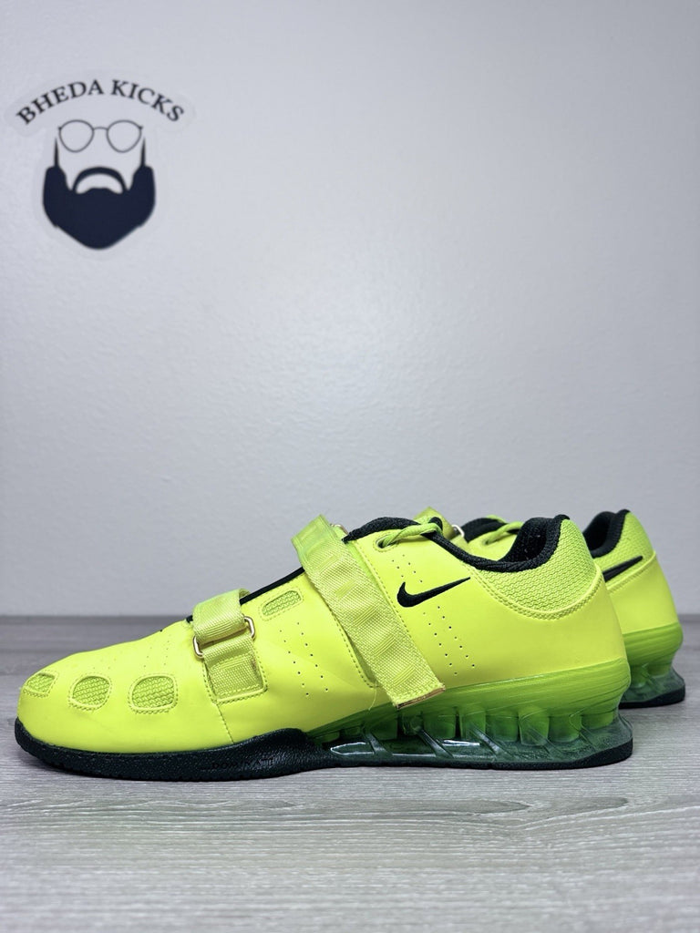 Size 15- Nike Romaleos 2 Volt 476927-700 Preowned Authentic Rare Shoes