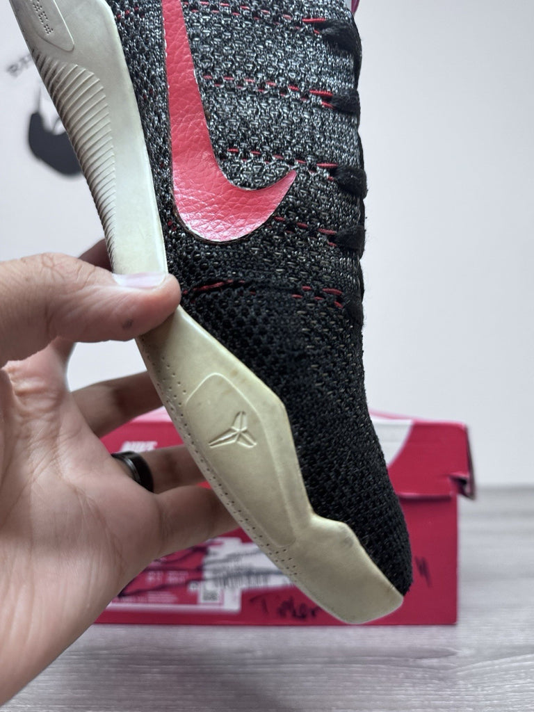 Size 10 - Nike Kobe XI 11 Elite Low Tinker Muse Red Sneakers 822675-060