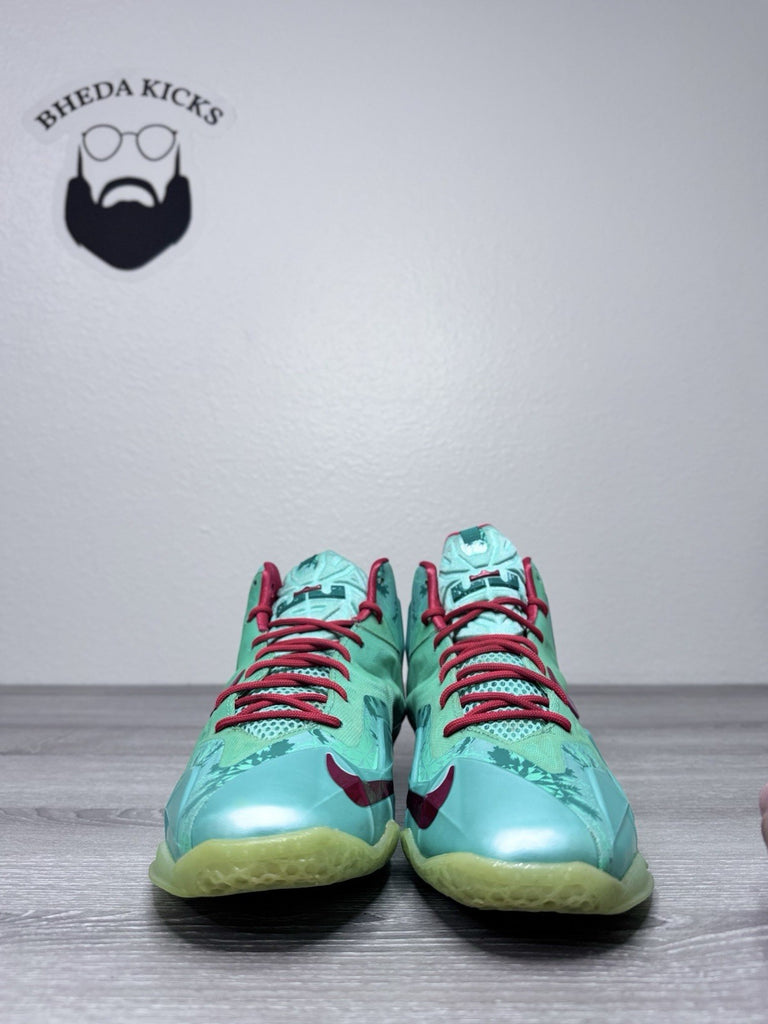 Size 7y - Nike LeBron 11 Green Glow Christmas Basketball Shoes 621712-301