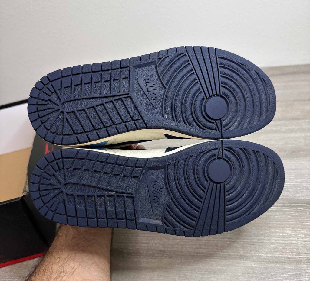 Size 10 - Air Jordan 1 Retro High OG Obsidian Men’s Preowned 555088-140