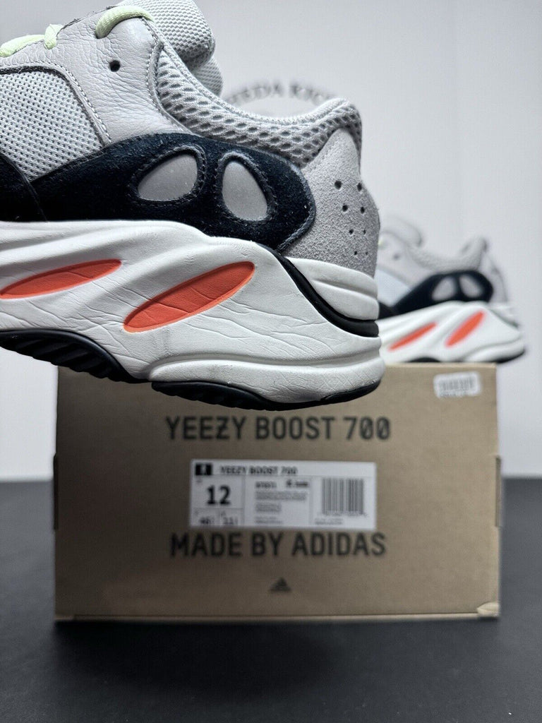 Adidas Yeezy Boost 700 Low Wave Runner B75571 OG Preowned Authentic Size 12