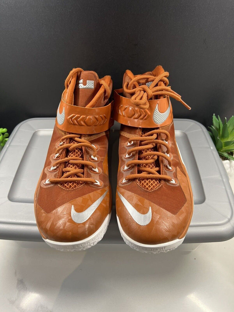 Nike Mens 11 Zoom Lebron Soldier VIII 685780-801 Orange Sneakers