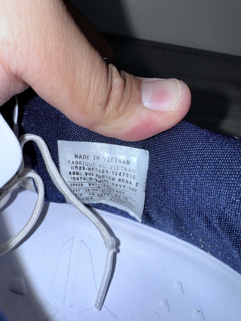 Size 15 - Nike Zoom Air Kobe 8 Protro UConn PE Player Exclusive Promo Sample