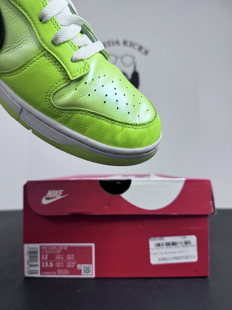 Nike Dunk Low SE Splash Volt Glow in the Dark FJ4610-702 Preowned Men's Size 12