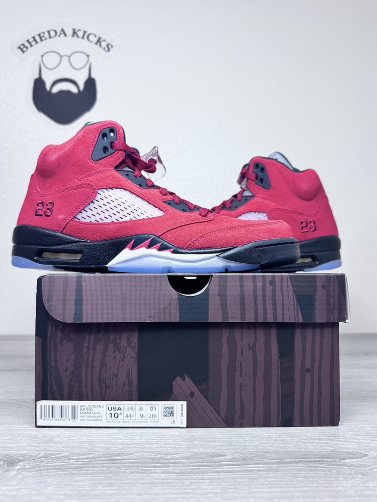 Size 10.5 - Nike Air Jordan 5 Retro Raging Bull 2021 Men's Brand New DD0587-600