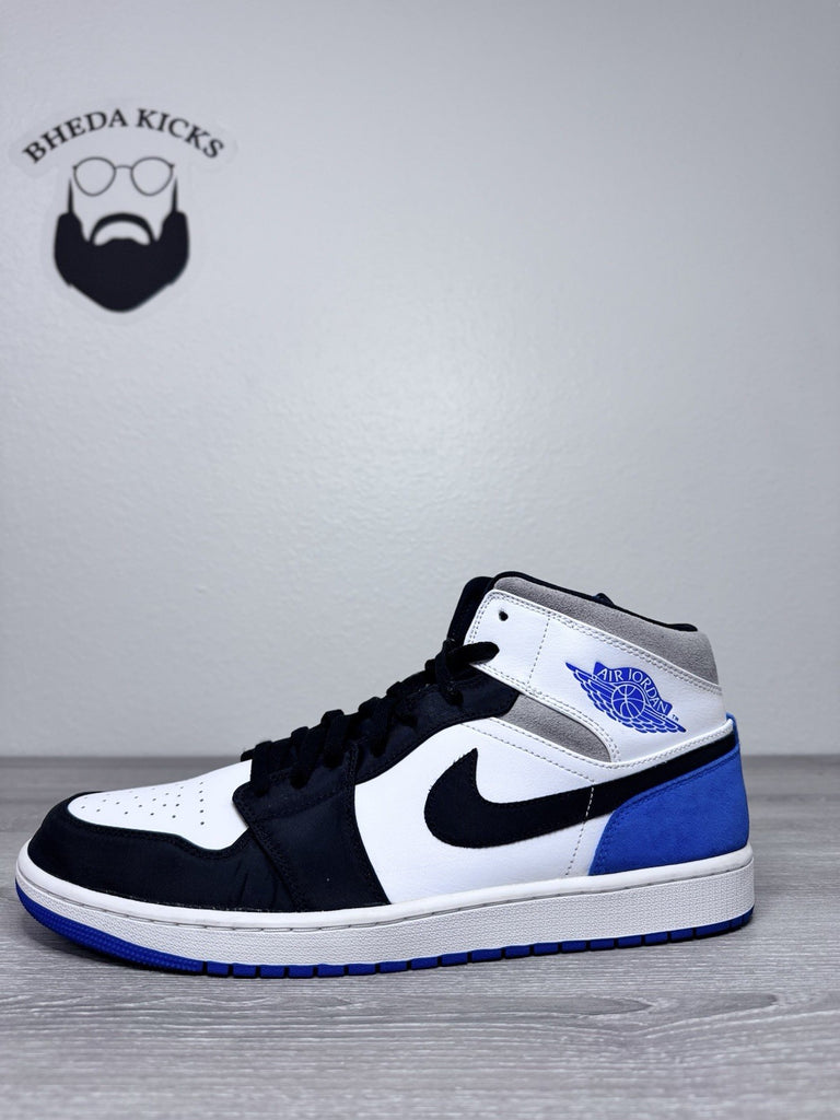 Size 15 - Nike Air Jordan 1 Mid SE Royal Black Toe 852542-102 Preowned