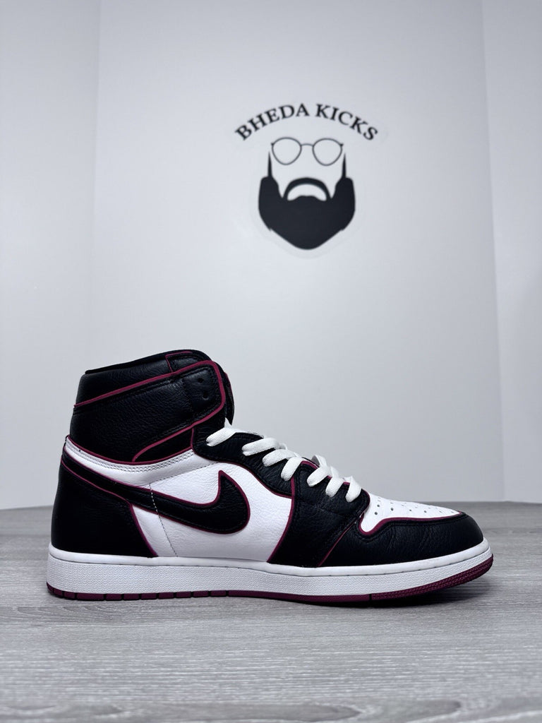 Size 15 - Jordan 1 Retro High OG Bloodline 2019 555088-062 Preowned Authentic