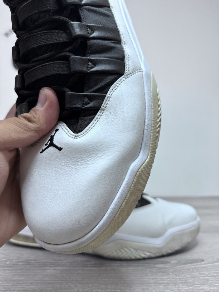 Size 14 - Nike Air Jordan Max Aura Basketball Shoes Black White AQ9084-100