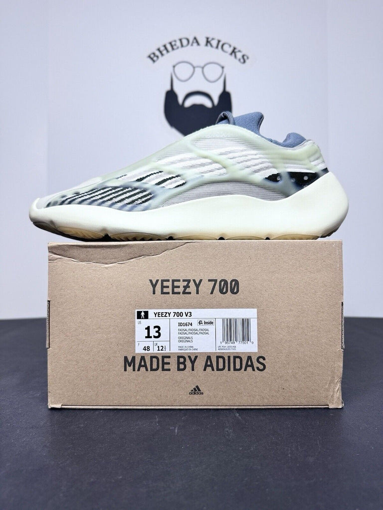 Adidas Yeezy 700 V3 Fade Salt ID1674 Black White OG Rare Preowned Men’s Size 13