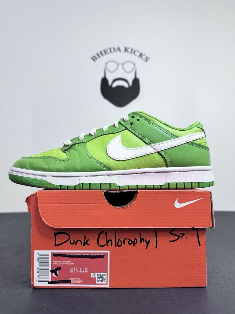 Nike Dunk Low Retro Chlorophyll Vivid Green DJ6188-300 Preowned Men’s Size 9