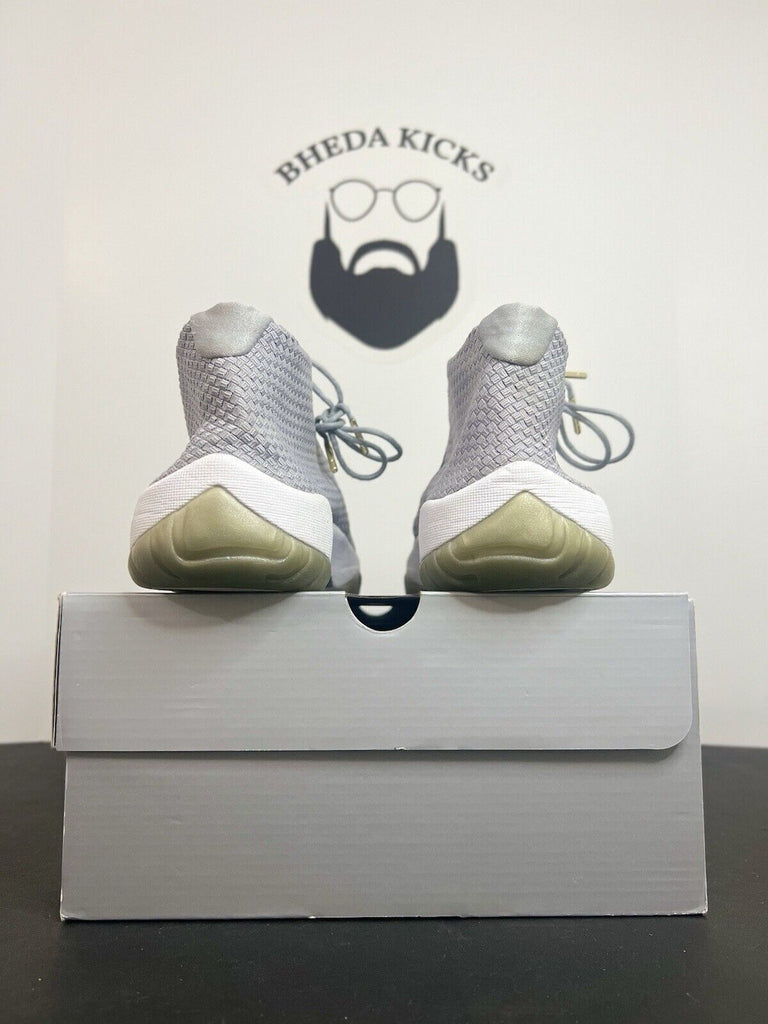 Nike Air Jordan Future Wolf Grey 656503–004 White Gray Preowned Men’s Size 12