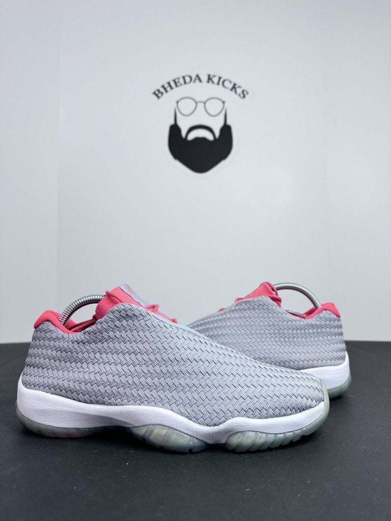 Nike Jordan Future Low Wolf Grey Infrared Men’s Preowned 718948-023 Size 8.5