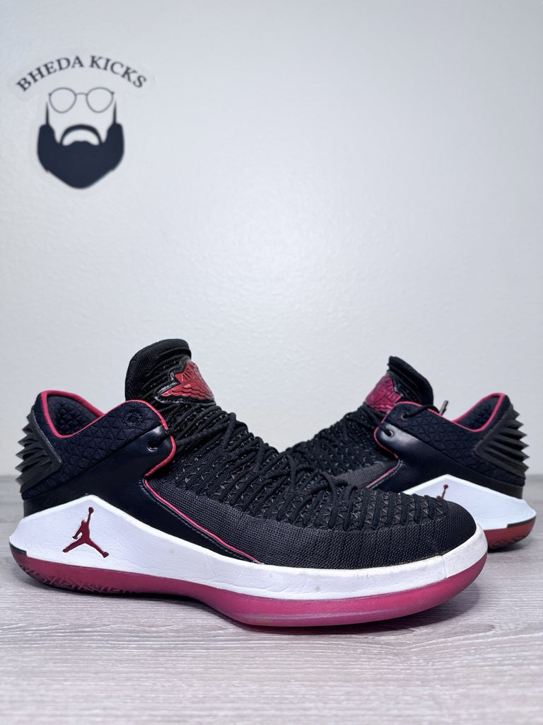 Size 14 - Nike Air Jordan XXXII 32 Low Banned Black Red Bred AA1256-001