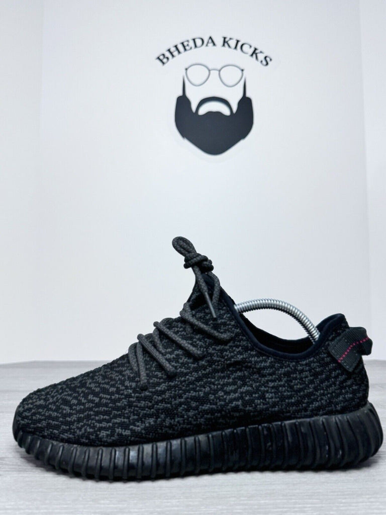 Size 9.5 - adidas Yeezy Boost 350 Low Pirate Black 2015 AQ2659 Preowned