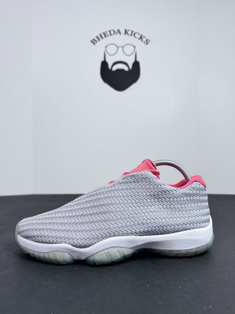 Nike Jordan Future Low Wolf Grey Infrared Men’s Preowned 718948-023 Size 8.5