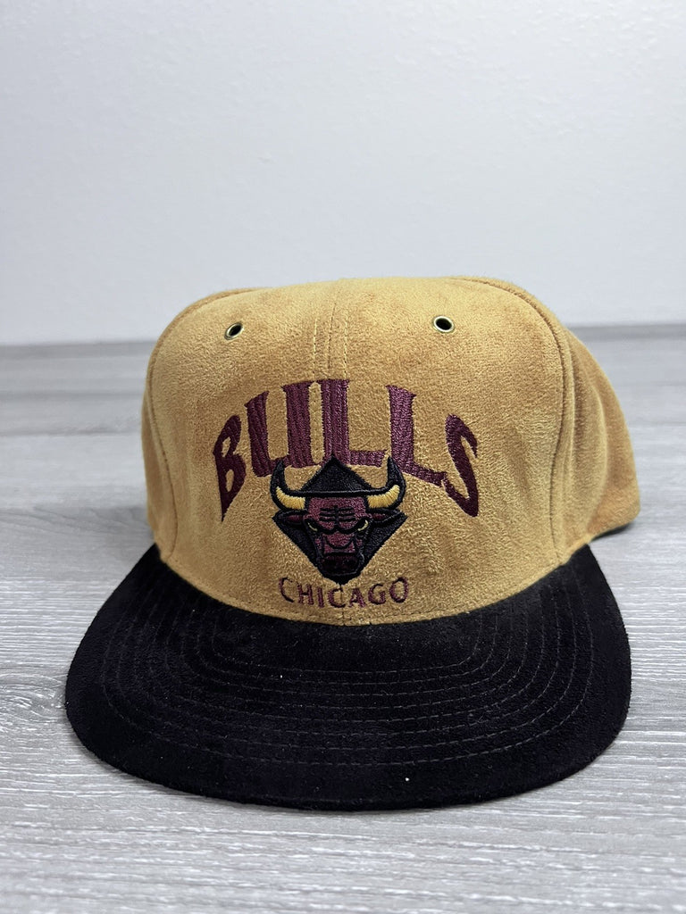 Chicago Bulls Hat Tan Mitchell & Ness NBA Champs Deadstock Adjustable Snap