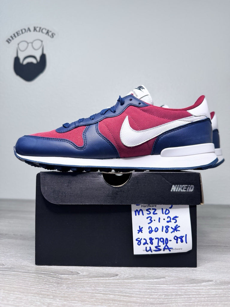 Size 10 - Nike Internationalist iD Shoes 828790-981 Preowned Authentic Rare
