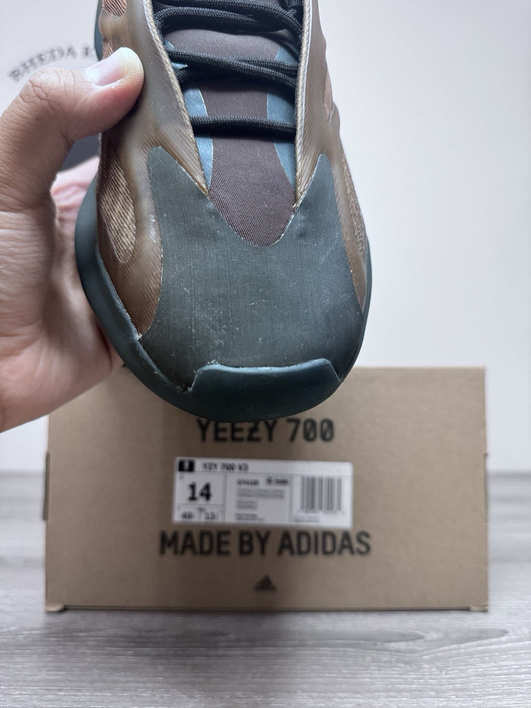 Size 14 - Adidas Yeezy 700 V3 Copper Fade Mens Orange GY4109 Kayne West