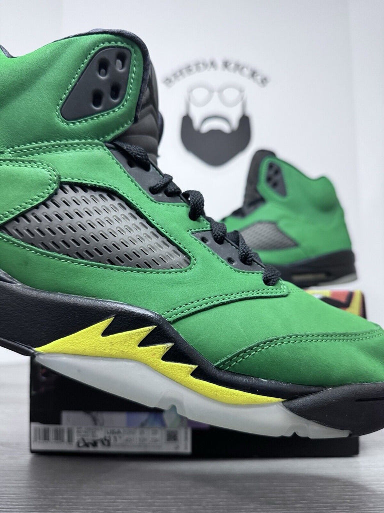 Size 11.5 - Jordan 5 Retro SE Oregon CK6631-307 Preowned Authentic