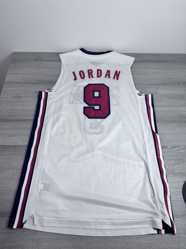 Michael Jordan#9 92 Dream Team White Basketball Jersey Size Medium
