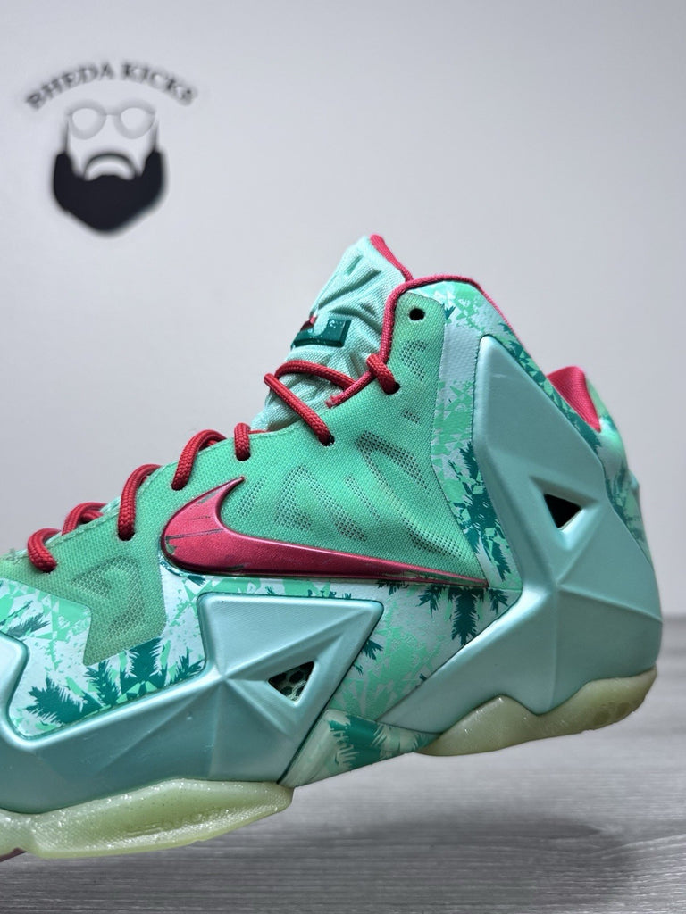 Size 7y - Nike LeBron 11 Green Glow Christmas Basketball Shoes 621712-301