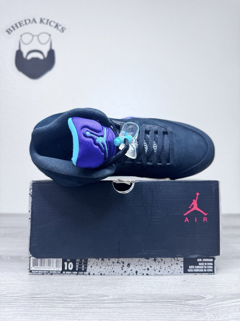 Size 10 - Nike Air Jordan 5 Retro Black Grape Mens Sneakers 136027-007 Preowned