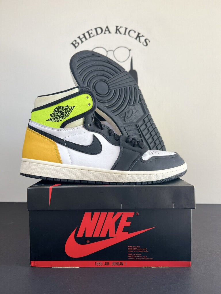 Nike Air Jordan 1 Retro High OG Volt Gold Men’s Size 10.5 555088-118 MJ Rare