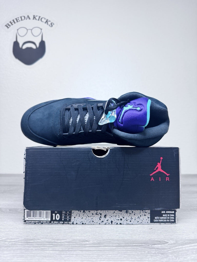 Size 10 - Nike Air Jordan 5 Retro Black Grape Mens Sneakers 136027-007 Preowned