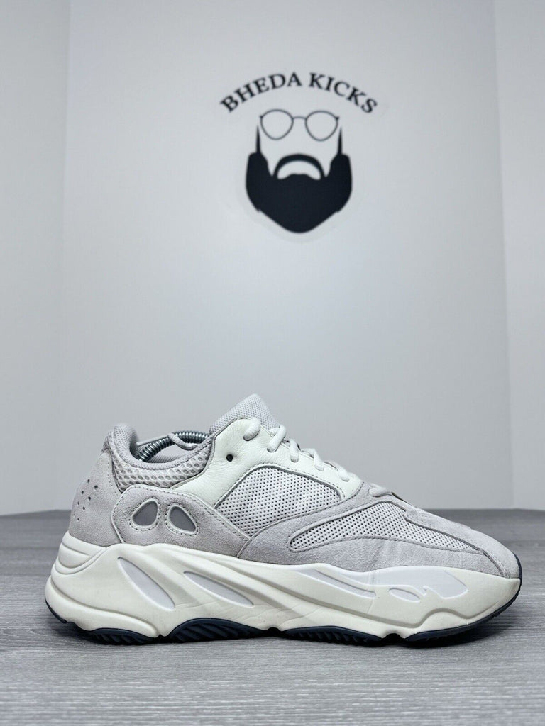 Size 9.5 - adidas Yeezy Boost 700 Low Analog EG7596 Preowned Authentic