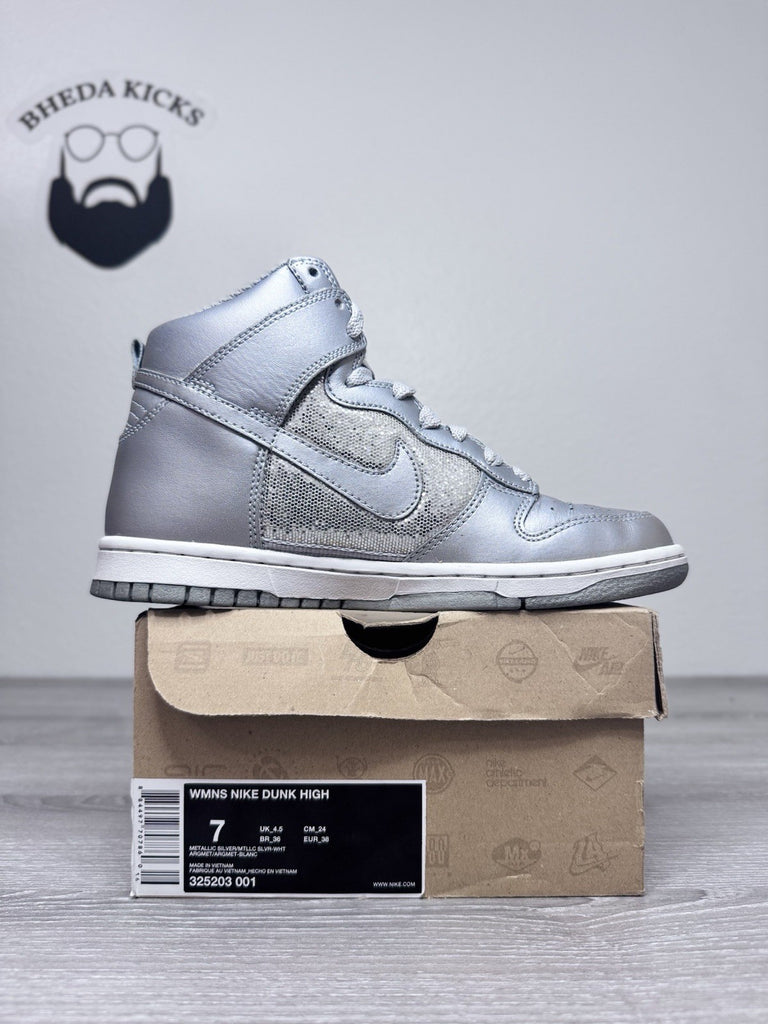 Size 7W - Nike Womens Dunk High Metallic Shoe Silver Sparkle High 325203-001