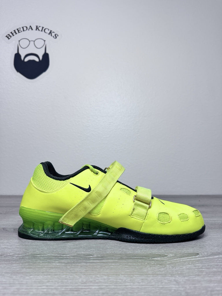 Size 15- Nike Romaleos 2 Volt 476927-700 Preowned Authentic Rare Shoes