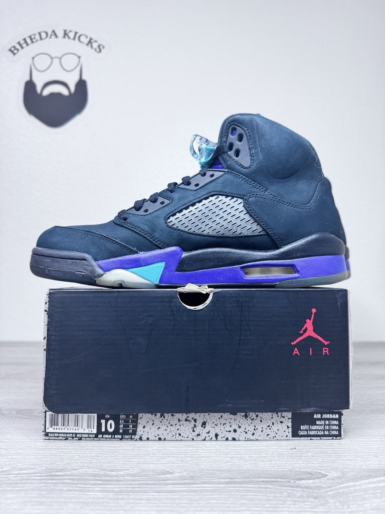 Size 10 - Nike Air Jordan 5 Retro Black Grape Mens Sneakers 136027-007 Preowned