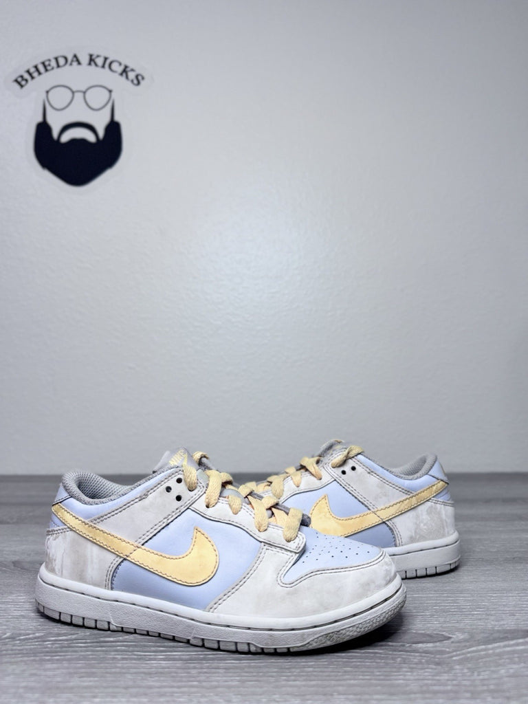 Size 1y - Nike Dunk Low (GS) Melon Tint' Shoes Style FB9108-100 Preowned