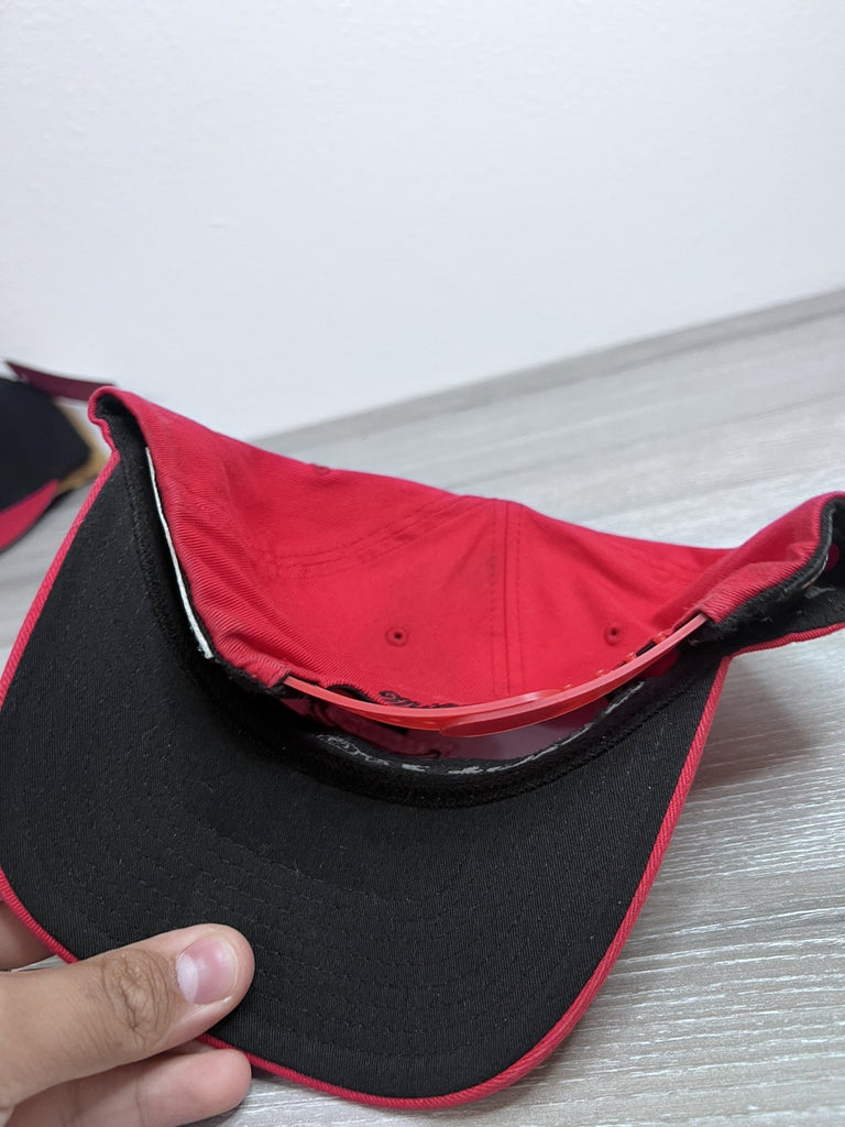 Chicago Bulls Hat Red Mitchell & Ness NBA Champs Adjustable Snap