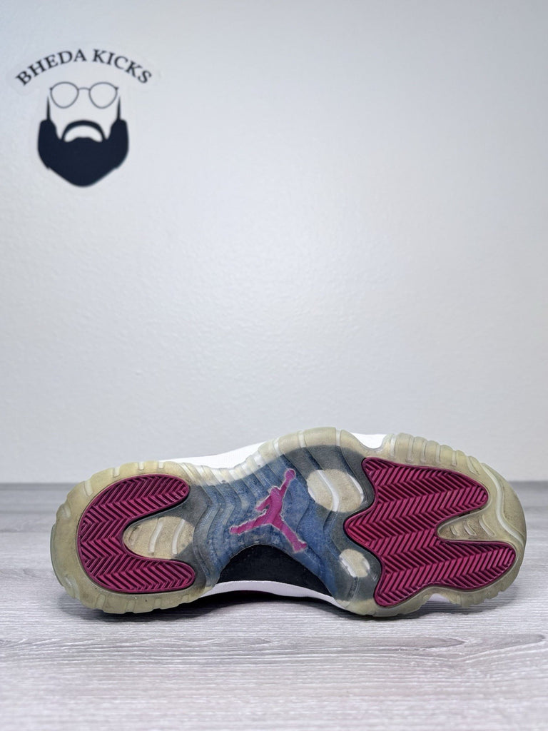 Size 11 - Jordan Future Low Mens Gym Red 718948-601 Preowned Authentic