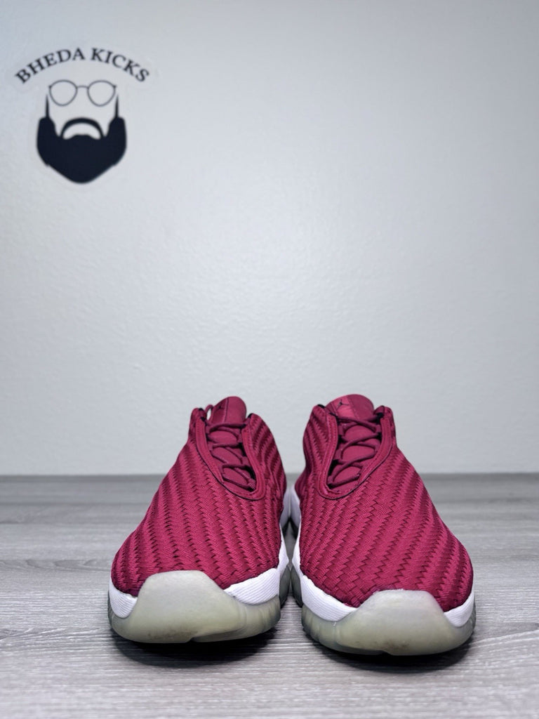 Size 11 - Jordan Future Low Mens Gym Red 718948-601 Preowned Authentic