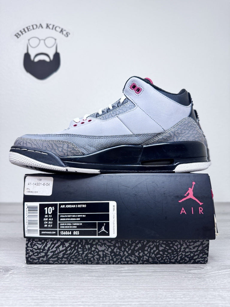 Size 10.5 - Nike Air Jordan 3 Retro Stealth 2011 Preowned 136064-003 Sneakers