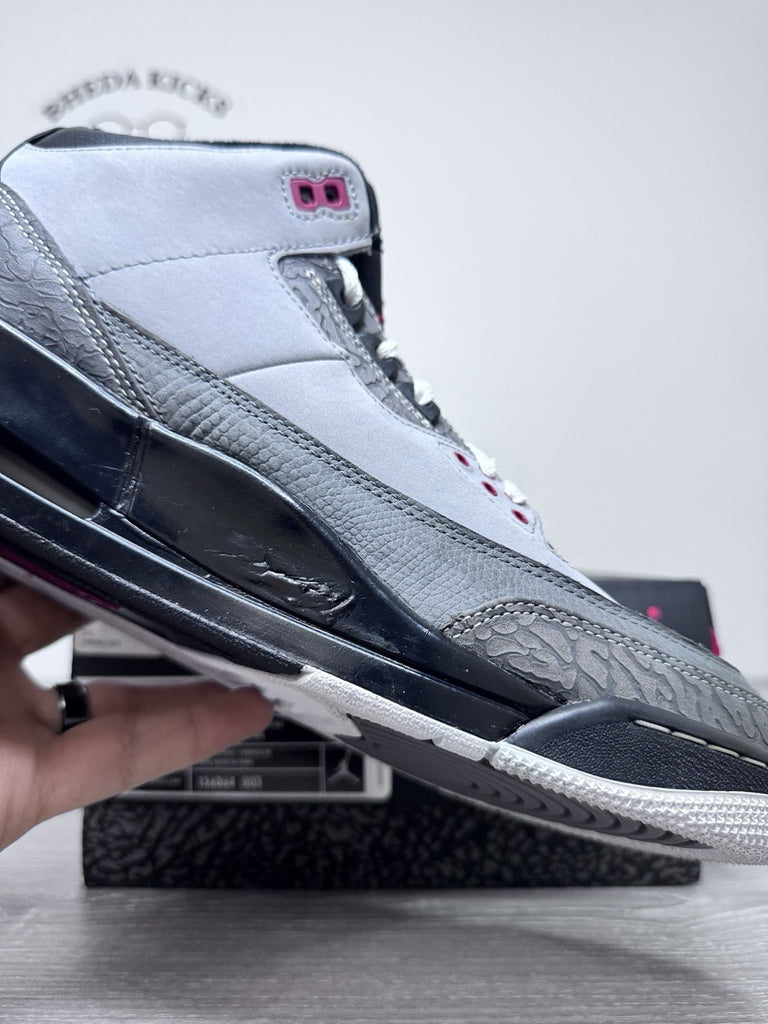 Size 10.5 - Nike Air Jordan 3 Retro Stealth 2011 Preowned 136064-003 Sneakers