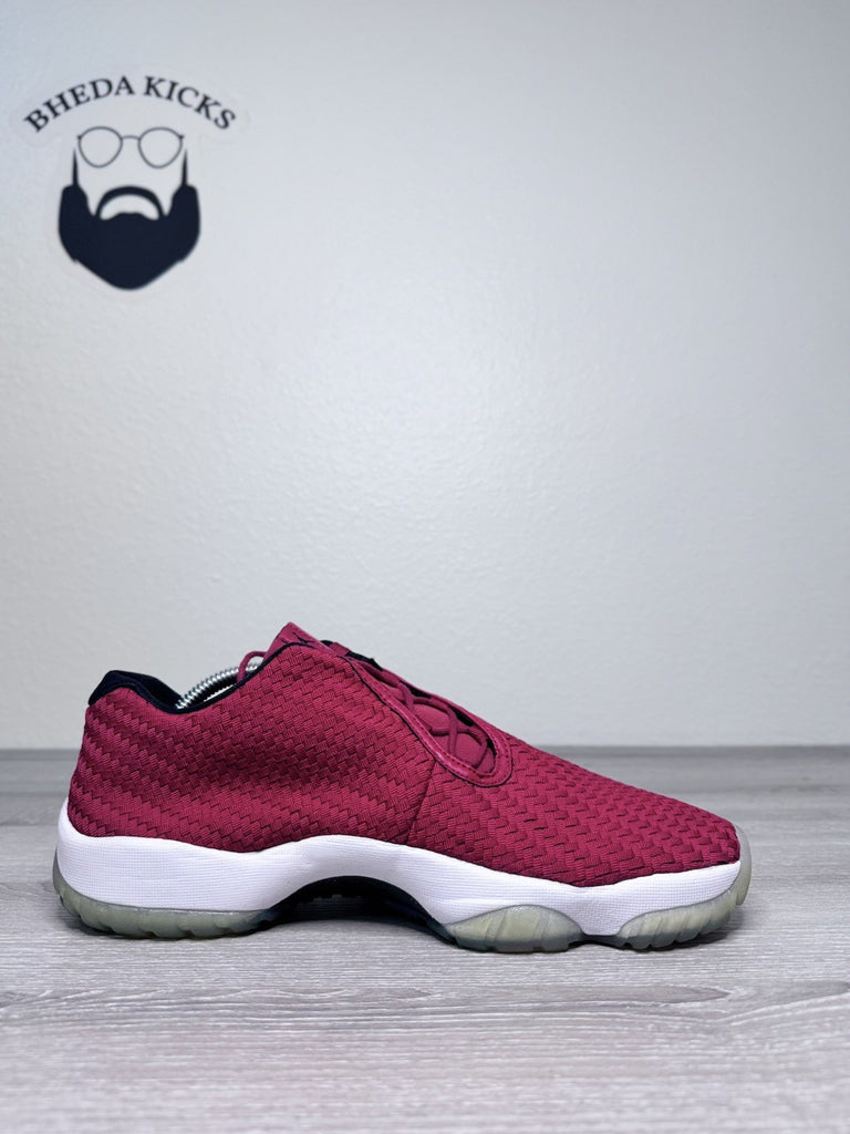 Size 11 - Jordan Future Low Mens Gym Red 718948-601 Preowned Authentic