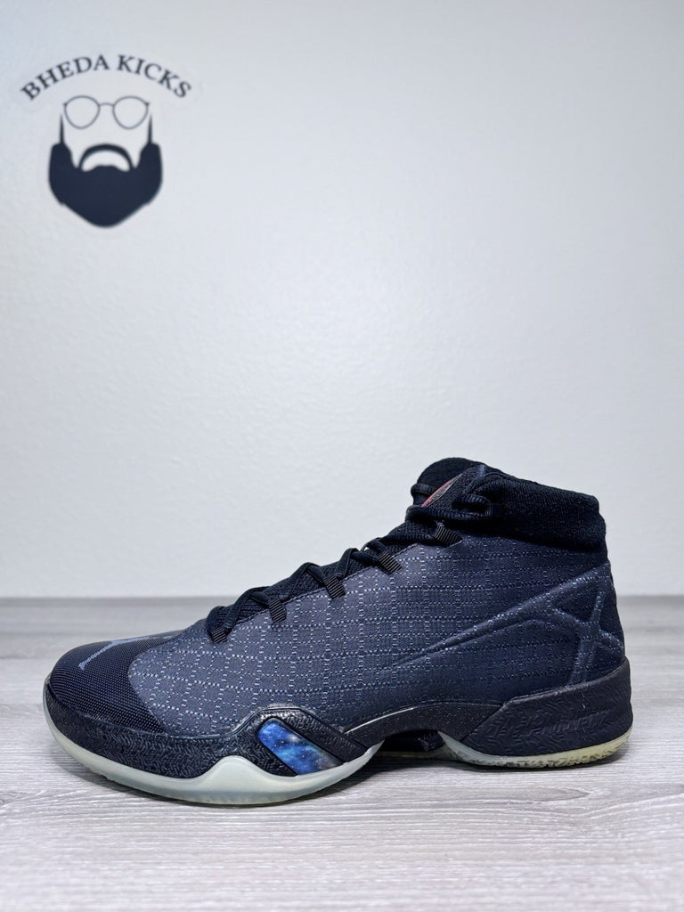 Size 10.5 - Nike Air Jordan XXX 30 Black Cat 811006-010 Preowned Authentic