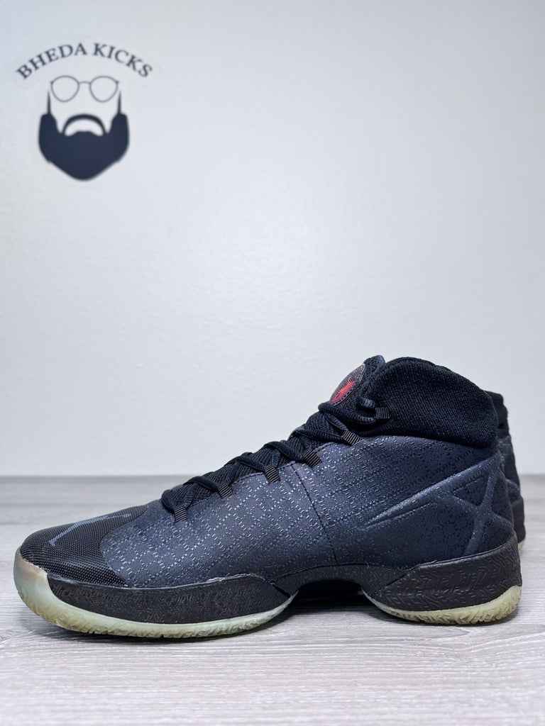 Size 10.5 - Nike Air Jordan XXX 30 Black Cat 811006-010 Preowned Authentic