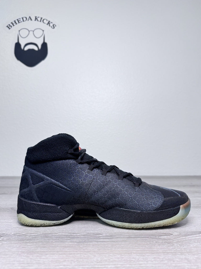 Size 10.5 - Nike Air Jordan XXX 30 Black Cat 811006-010 Preowned Authentic