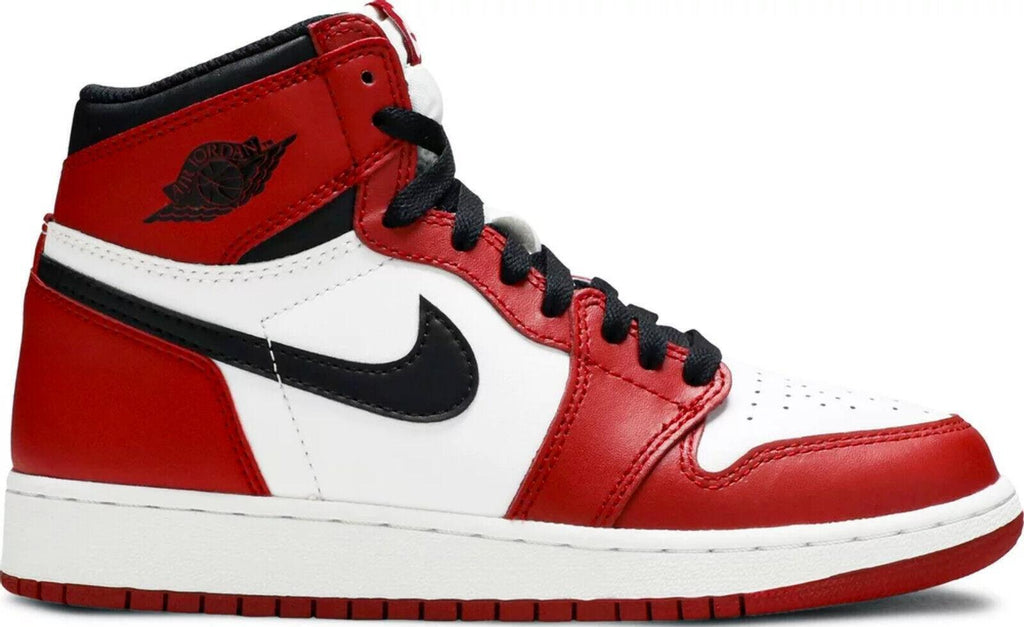 Size 12 - Air Jordan 1 Retro High OG "CHICAGO" 2015 555088-101 Preowned