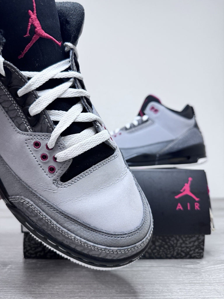 Size 10.5 - Nike Air Jordan 3 Retro Stealth 2011 Preowned 136064-003 Sneakers
