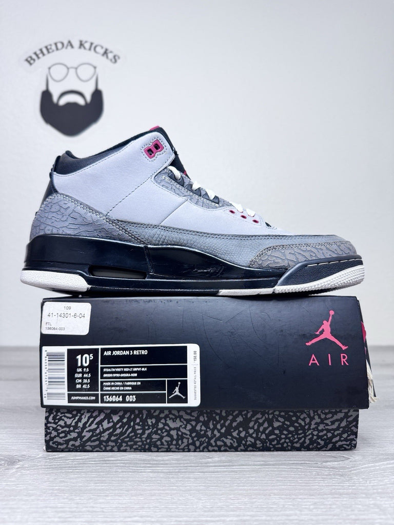 Size 10.5 - Nike Air Jordan 3 Retro Stealth 2011 Preowned 136064-003 Sneakers