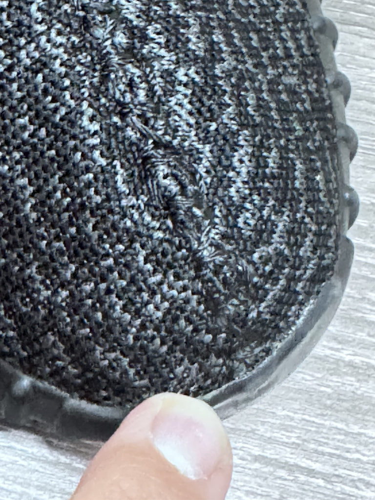 Size 14.5 - adidas Yeezy Boost 350 2015 Pirate Black AQ2659 Preowned Authentic